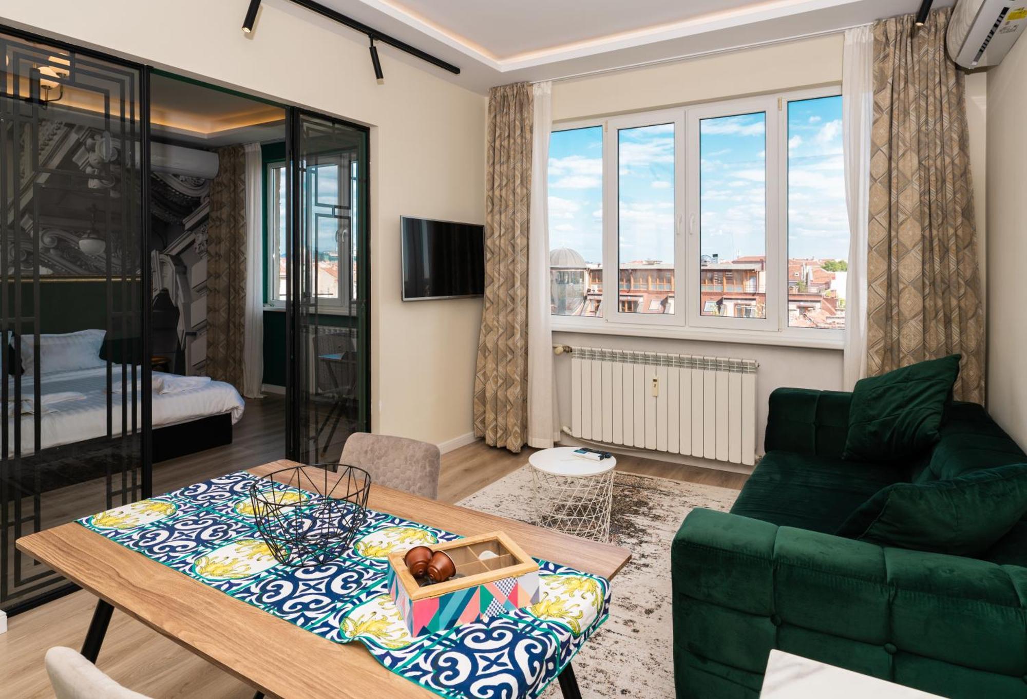 Heart Of The City Center Lux Apartment2 With View Sofia Exterior photo